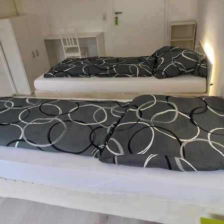 Hoteliving Duesseldorf Airport 拉廷根 外观 照片